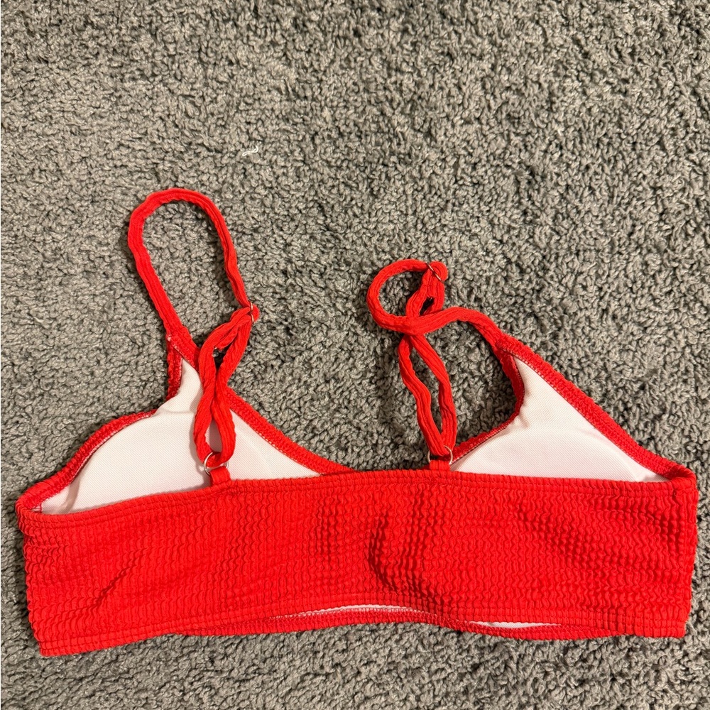 Red Textured Bikini Set - Picture 4 of 6